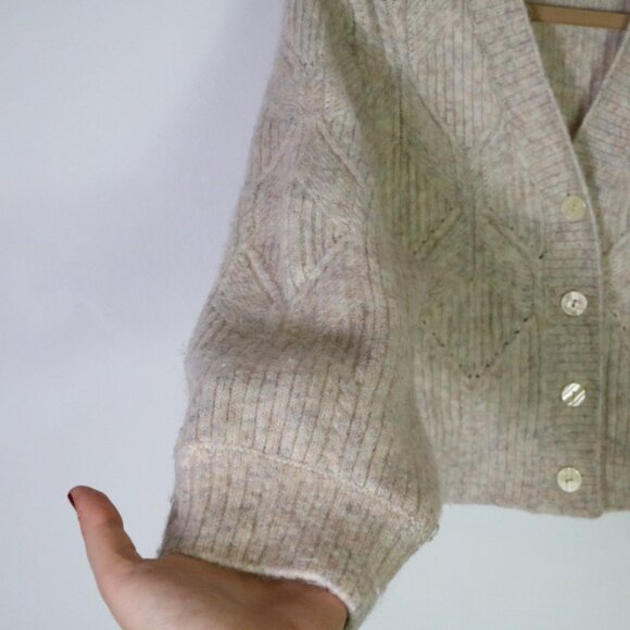 & Other Stories Alpaca Wool Cropped Cardigan Sweater Womens XS Oatmeal Cableknit - Picture 4 of 7